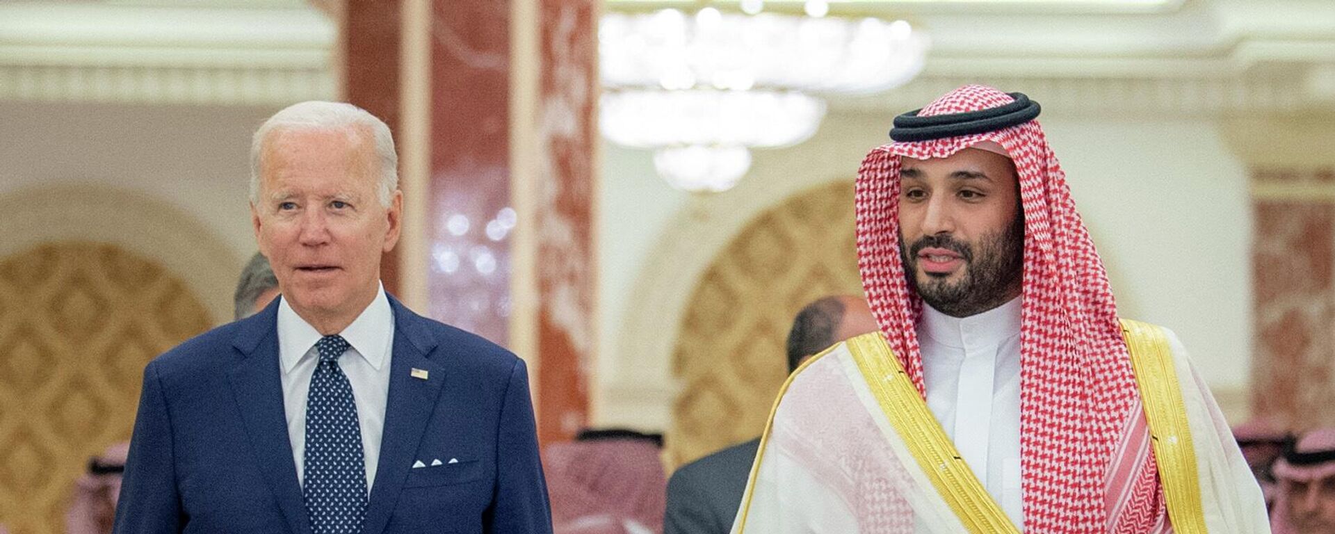 ولي العهد السعودي، الأمير محمد بن سلمان، يستقبل الرئيس الأمريكي، جو بايدن، في قصر السلام، جدة، السعودية، 15 يوليو/ تموز 2022 - اسپوتنیک افغانستان  , 1920, 12.11.2022