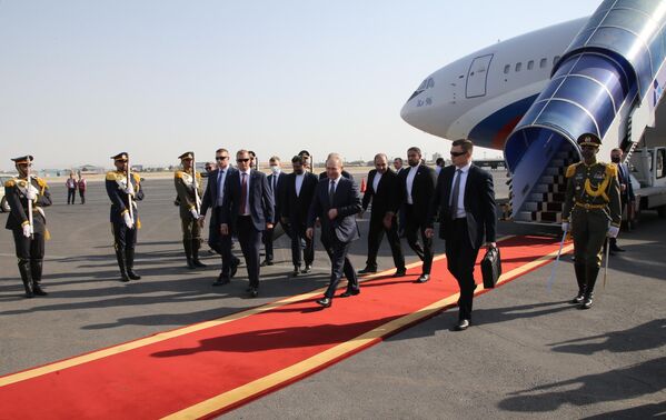 ولادیمیر پوتین رئیس جمهور روسیه برای حضور در هفتمین &quot;نشست سران روند آستانه&quot; به تهران سفر کرده است. - اسپوتنیک افغانستان  