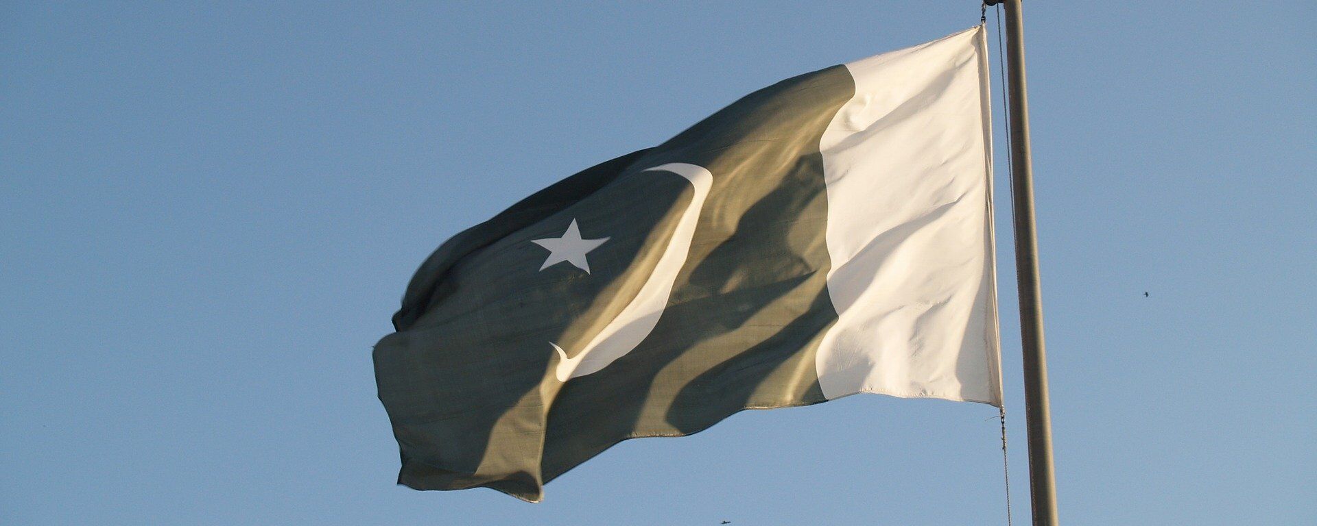 La bandera de Pakistán - اسپوتنیک افغانستان  , 1920, 28.04.2023