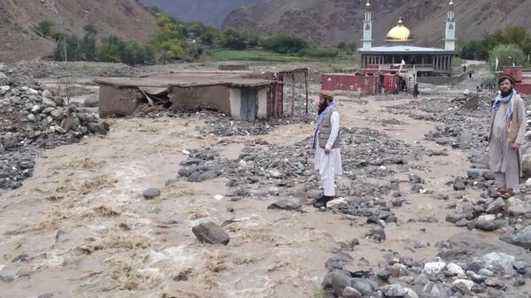 جاری‌ شدن سیلاب‌های ویران‌گر در پنجشیر؛ اکثر راه‌های مواصلاتی مسدود شدند - اسپوتنیک افغانستان  