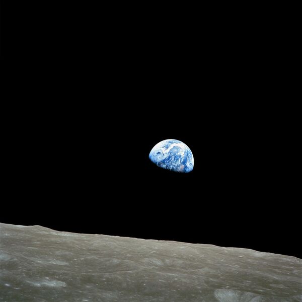 خدمهٔ آپولو 8  نخستین انسان‌هایی بودند که طلوع زمین را مشاهده کردند/سال 1968. - اسپوتنیک افغانستان  