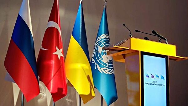 Флаги России, Турции, Украины и ООН в Совместном координационном центре в Стамбуле - اسپوتنیک افغانستان  