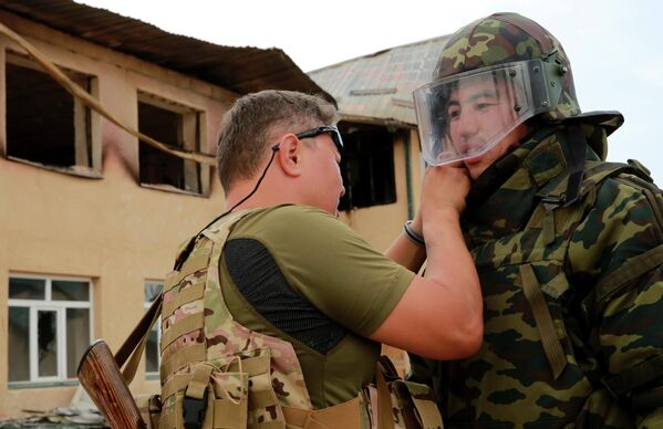 ماین پاک در پاسگاه آک-سارای مورد حمله در مرز قرقیزستان و تاجیکستان. - اسپوتنیک افغانستان  