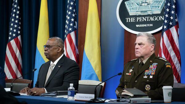 Министр обороны США Остин Ллойд на видеоконференции контактной группы по Украине в Пентагоне - اسپوتنیک افغانستان  