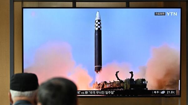 Новость о запуске ракеты в КНДР на вокзале в Сеуле  - اسپوتنیک افغانستان  