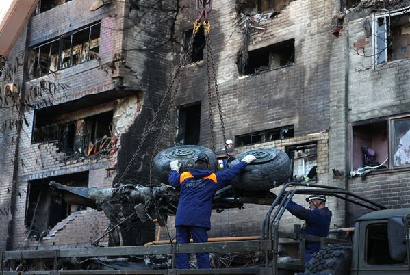 سقوط حنگنده سوخو - 34 در شهر  ییسک روسیه. - اسپوتنیک افغانستان  