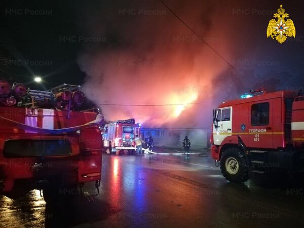 Пожар в ночном клубе Полигон в Костроме - اسپوتنیک افغانستان  