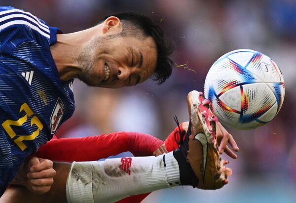 مایا یوشیدا ژاپنی در جریان بازی مرحله گروهی جام جهانی بین ژاپن و کاستاریکا. - اسپوتنیک افغانستان  