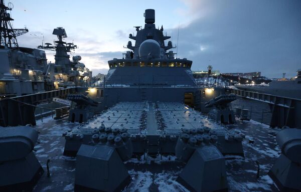 ناوچه &quot;دریاسالار ناوگان اتحاد جماهیر شوروی گورشکوف&quot; پیش از ورود به خدمت رزمی. &quot;آدمیرال ناوگان اتحاد جماهیر شوروی گورشکوف&quot; یک کشتی چند منظوره است که در سال 2018 در نیروی دریایی پذیرفته شد و در سال 2021 برای استفاده از سامانه موشکی ابرصوت زیرکن اصلاح شد. - اسپوتنیک افغانستان  