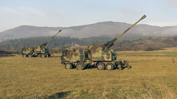 155-мм самоходные артиллерийские установки сербской армии на позиции вблизи административной границы с Косово, южная Сербия - اسپوتنیک افغانستان  