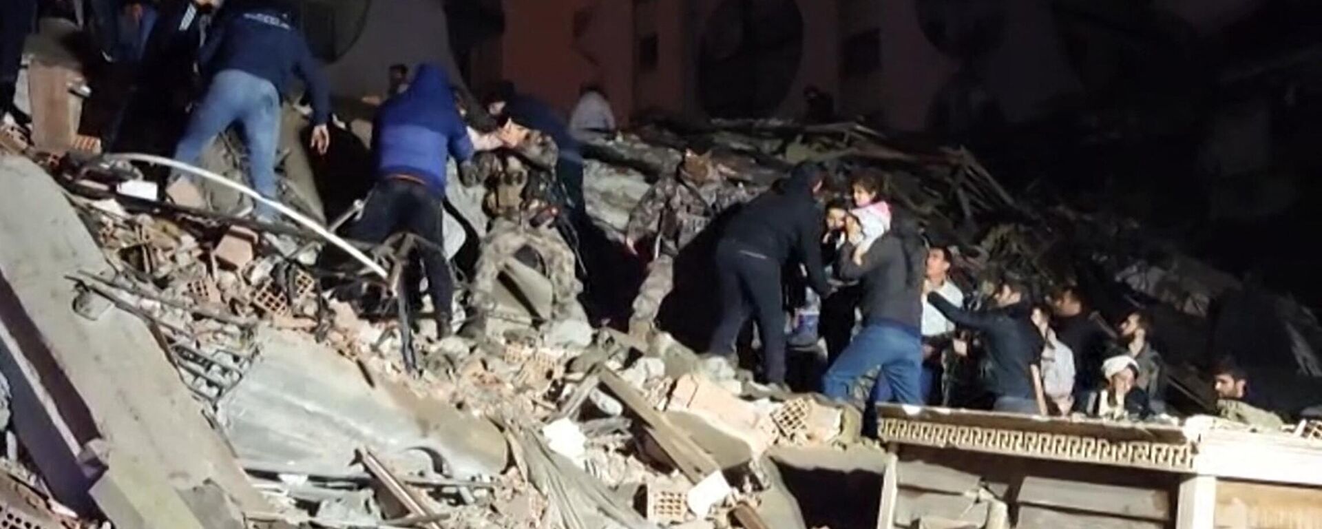 Разрушения после землетрясения в турецком Диярбакыре - اسپوتنیک افغانستان  , 1920, 06.02.2023