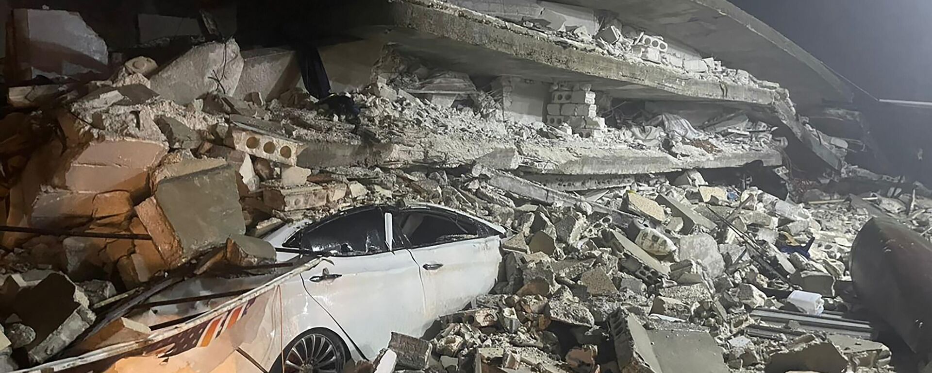 Разрушения после землетрясения в сирийском Азмарине  - اسپوتنیک افغانستان  , 1920, 06.02.2023