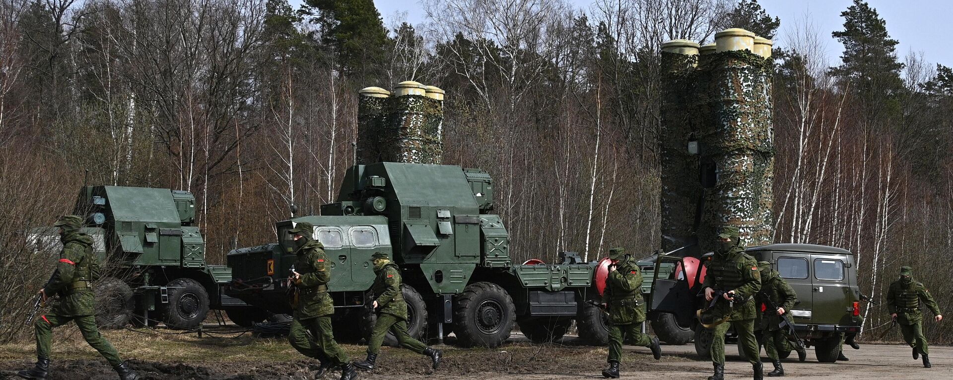 Военнослужащие зенитного ракетного полка, созданного в Лунинецком районе Брестской области - اسپوتنیک افغانستان  , 1920, 23.01.2024