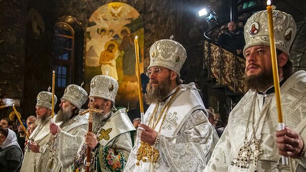 Рождественское богослужение в Киево-Печерской лавре, Украина - اسپوتنیک افغانستان  