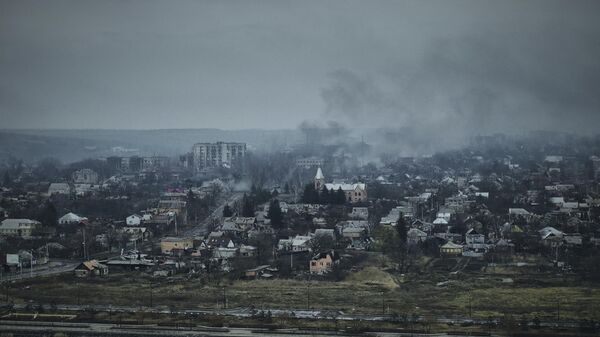 Дым в Артемовске, Украина - اسپوتنیک افغانستان  