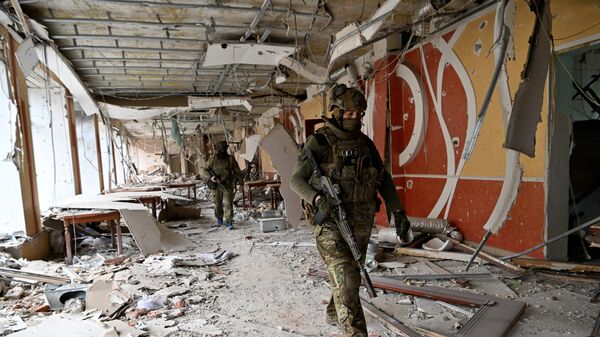 Бойцы ЧВК Вагнер в центре Артемовска - اسپوتنیک افغانستان  