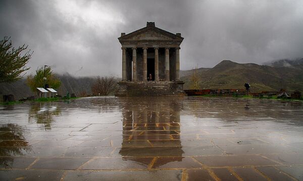 معبد گارنی یک معبد بت پرست در ارمنستان است که در قرن اول از سوی تردات اول پادشاه ارمنستان ساخته شده است.  - اسپوتنیک افغانستان  