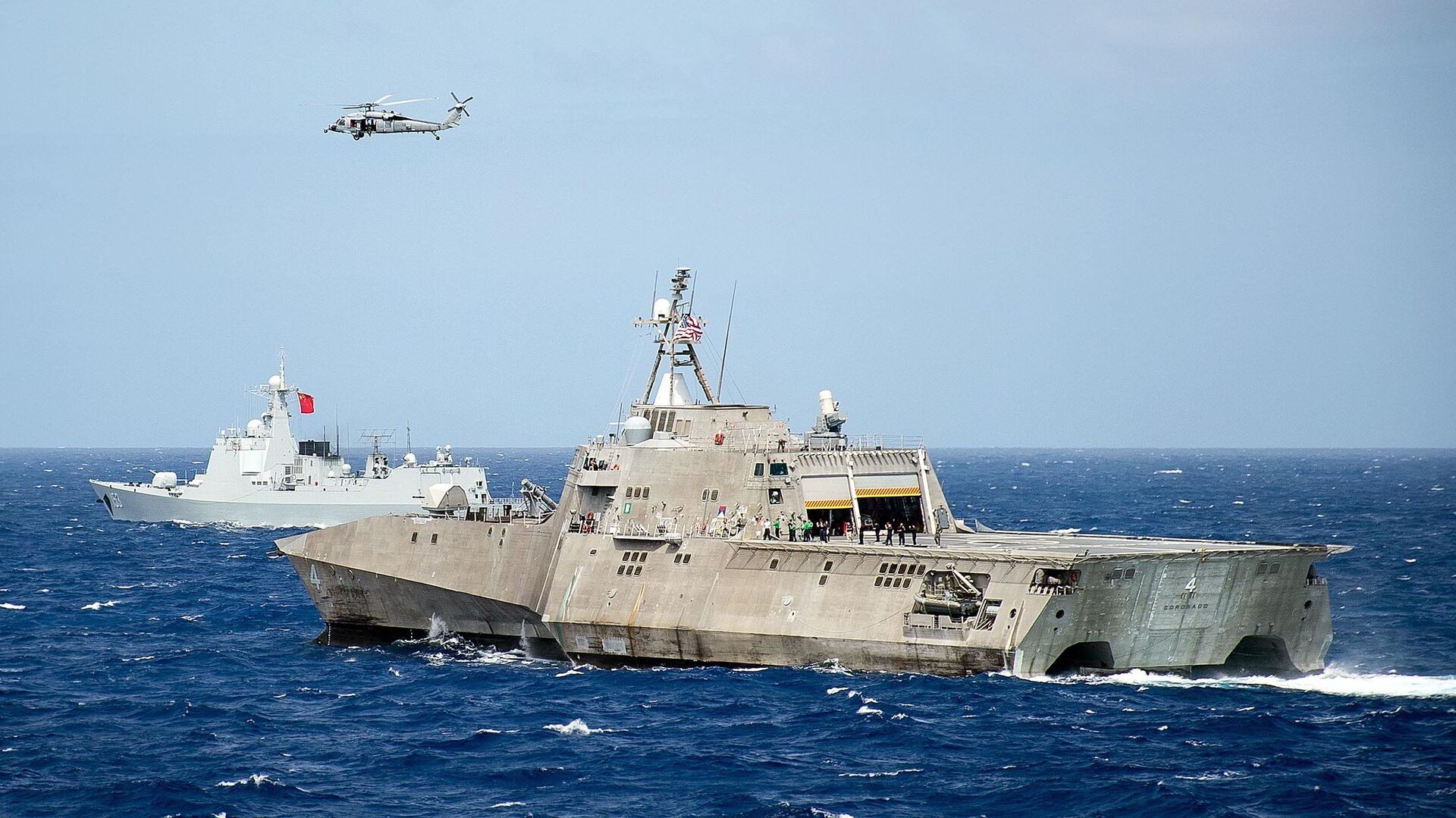 Корабль ВМС США LCS Coronado во время учений стран Азиатско-Тихоокеанского региона в Тихом океане. Июль 2016 - اسپوتنیک افغانستان  , 1920, 04.02.2024