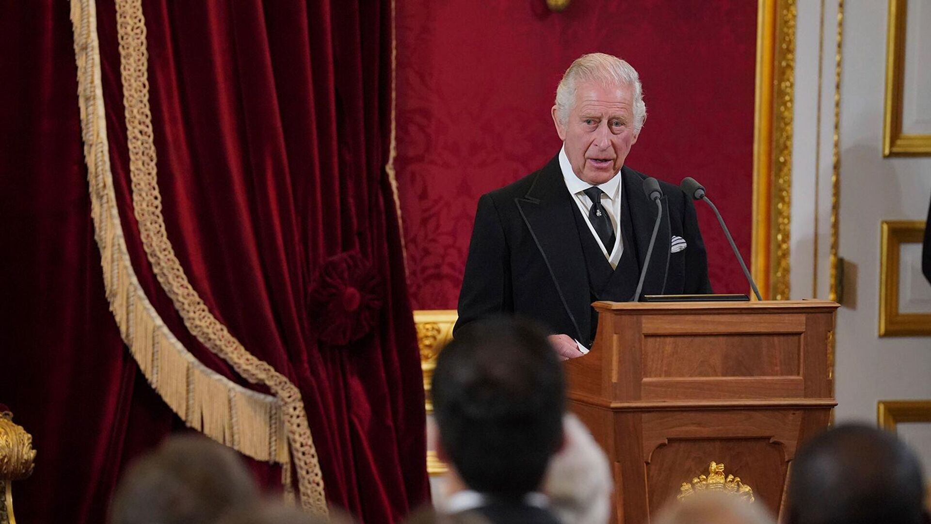 Король Карл III во время Совета по вступлению на престол в Сент-Джеймсском дворце (10 сентября 2022). Лондон - اسپوتنیک افغانستان  , 1920, 06.05.2023