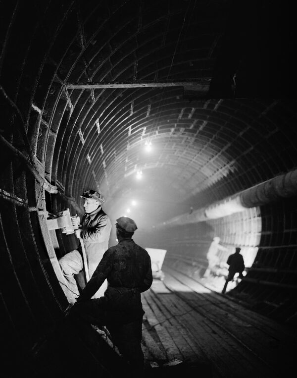 تونل سازی در خط «آربات پاکروف» متروی مسکو. - اسپوتنیک افغانستان  