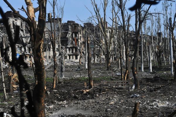 تعمیر های ویران شده شهرک ارتیوموفسک - اسپوتنیک افغانستان  