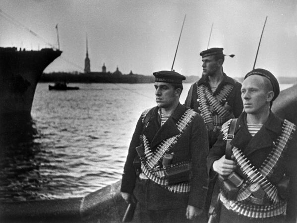 جنگ بزرگ میهنی 1941-1945  نیرو های دریای بالتیک در لنینگراد. - اسپوتنیک افغانستان  