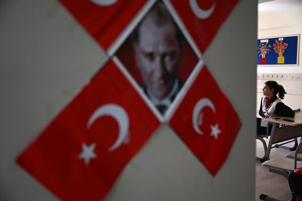 عکس اولین رئیس جمهور ترکیه، بنیانگذار این کشور در زمان ریاست جمهوری در آنکاره است. - اسپوتنیک افغانستان  