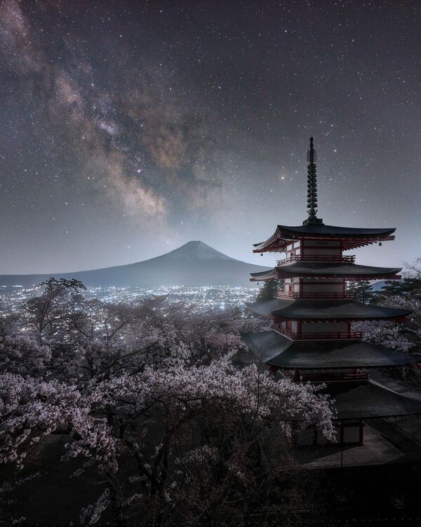 اثری به نام « صحنه ای که آروزی دیدنش را داشتم»،عکاس، میتسوهیرو اوکابا. منطقه یاما گاشی، جاپان، قله فوجی. - اسپوتنیک افغانستان  