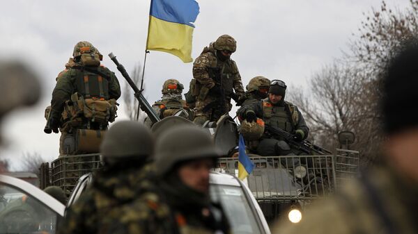 Украинские военные в Донецкой области. Архивное фото - اسپوتنیک افغانستان  