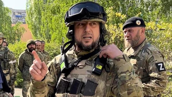 Командир спецназа Ахмат, заместитель командующего 2-го армейского корпуса Народной милиции ЛНР Апты Алаудинов  - اسپوتنیک افغانستان  