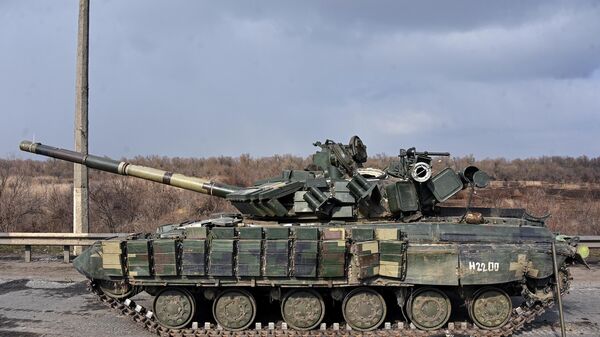 Танк Т-64 в Херсонской области - اسپوتنیک افغانستان  