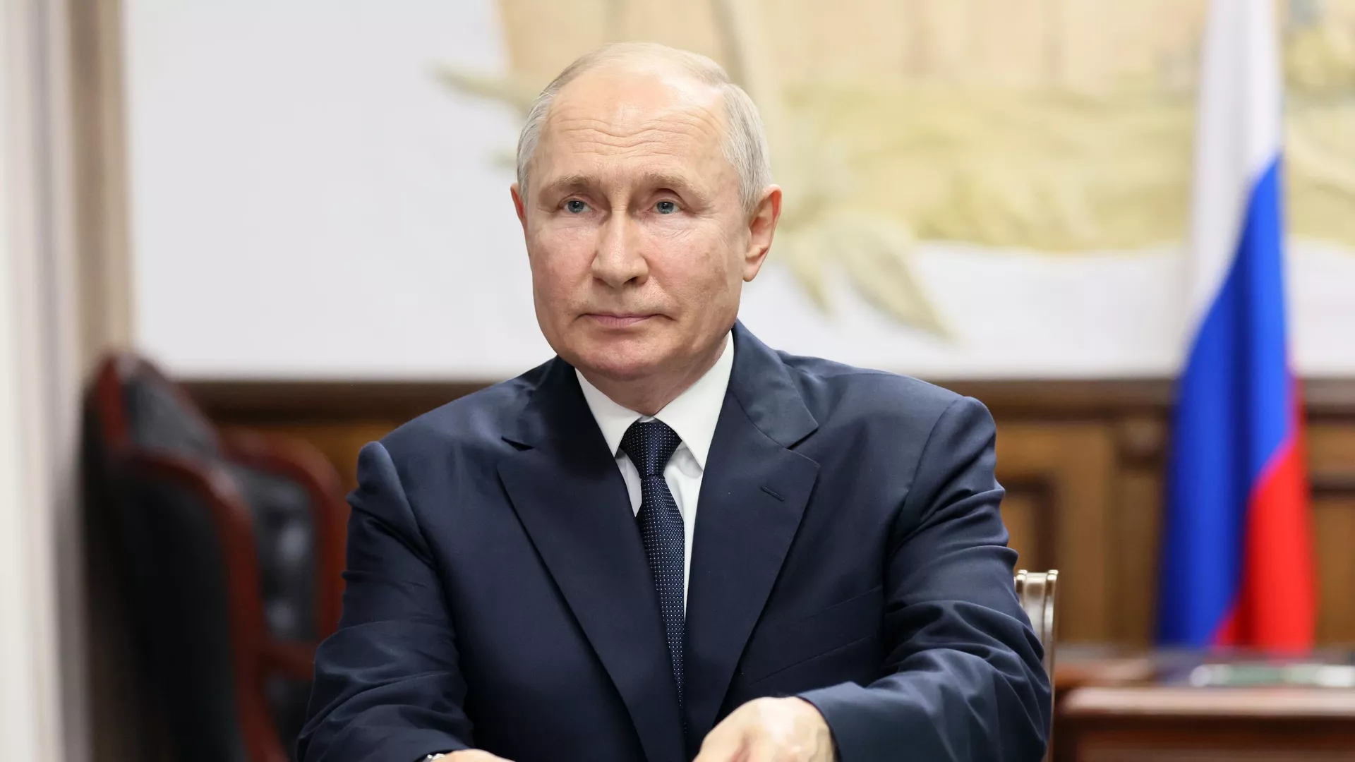 Президент РФ Владимир Путин в режиме видеоконференции проводит совещание по вопросам развития туризма в ходе рабочей поездки в Дагестан