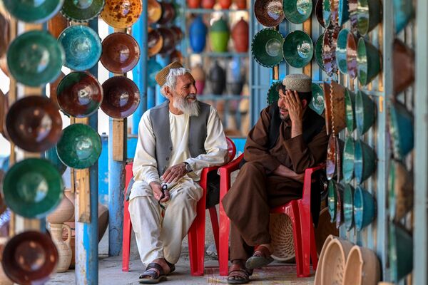 ساخت ظروف سفالی از جمله صنعت کهن و قدیمی مردم افغانستان است - اسپوتنیک افغانستان  