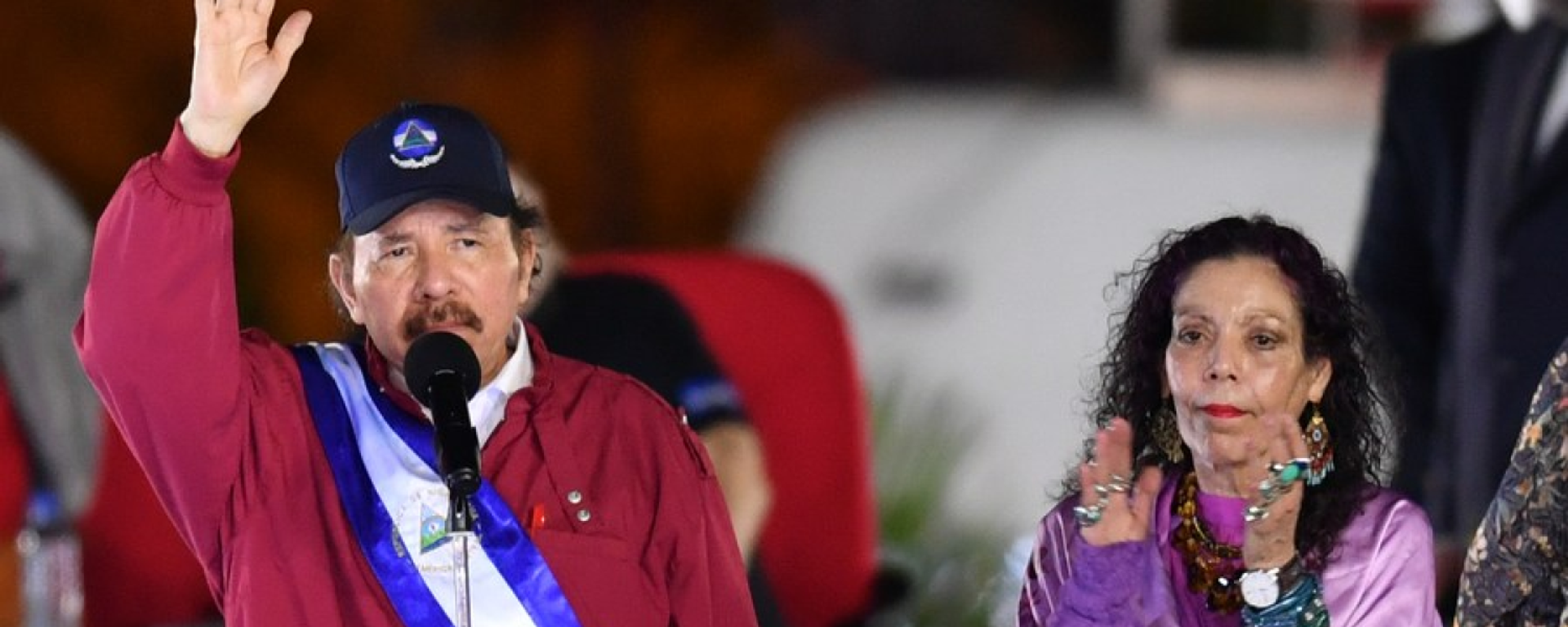 Nicaraguan President Daniel Ortega (L) and Vice President Rosario Murillo attend the swearing-in ceremony for a new presidential term in Managua, Nicaragua, Jan. 10, 2022. - اسپوتنیک افغانستان  , 1920, 23.07.2023