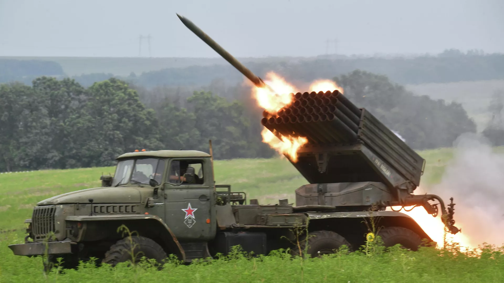 Боевая работа РСЗО БМ-21 Град и САУ 2С19 М2 Мста-С на Сватовско-Кременном направлении