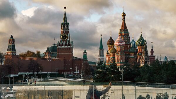 Спасская башня Московского Кремля и Покровский собор - اسپوتنیک افغانستان  