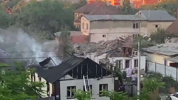 В Белгороде повреждены десятки домов вследствие ракетного удара ВСУ - اسپوتنیک افغانستان  