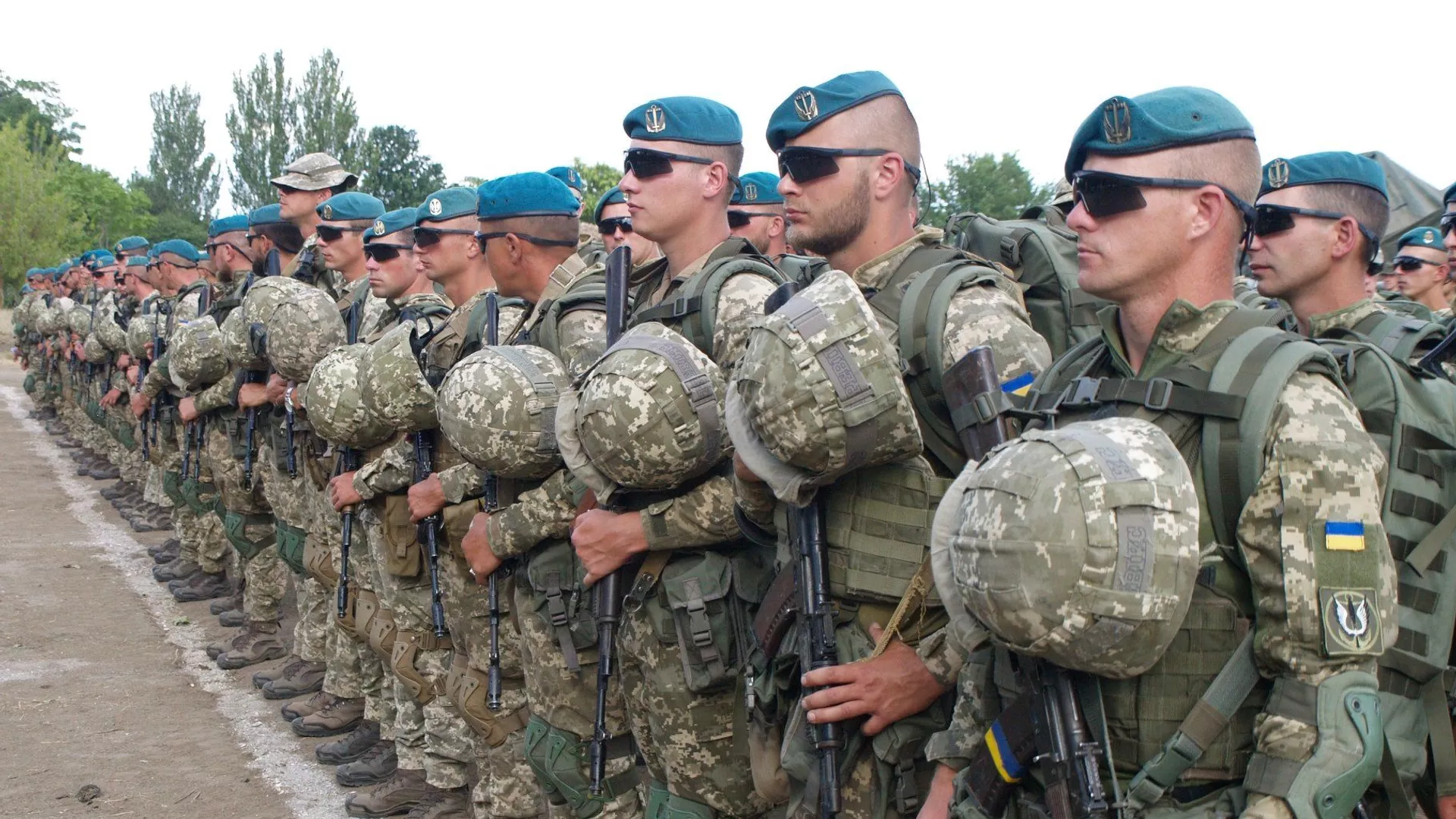 Украинские военные в день начала международных военно-морских учений Sea Breeze 2019 в Одессе