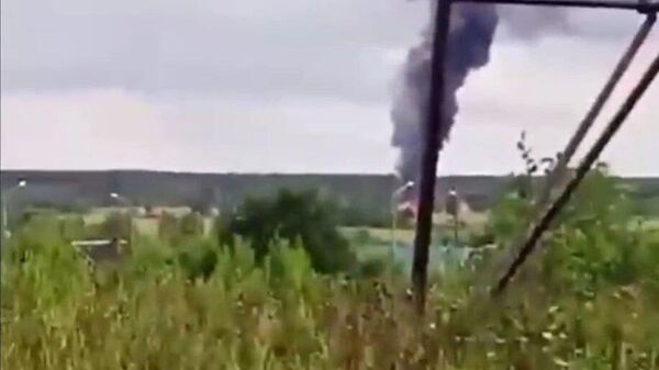 Дым после падения самолета в Тверской области - اسپوتنیک افغانستان  