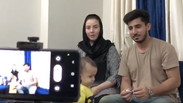 تامین مصارف زندگی زوج افغان در پاکستان از طریق فعالیت در شبکههای اجتماعی - اسپوتنیک افغانستان  