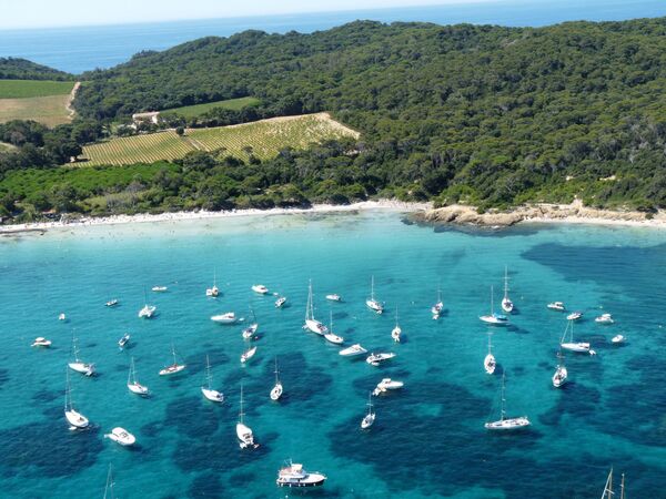 پارک ملی جزایر Porquerolles و Port-Cros Island of Porquerolles Anse de la Cortade. - اسپوتنیک افغانستان  