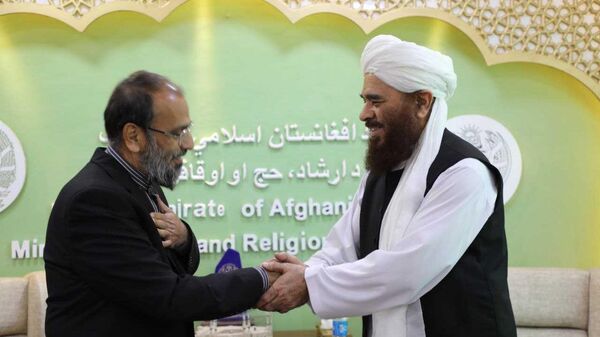 دیدار معاون سفارت ایران در افغانستان و وزیر حج اوقاف طالبان - اسپوتنیک افغانستان  