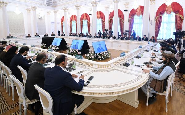 شرکت کنندگان پنجمین نشست فرمت مشورتی مسکو در مورد افغانستان در تالار شهر کازان. - اسپوتنیک افغانستان  