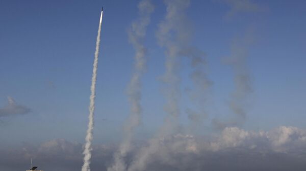 Ракеты, выпущенные из города Газа в сторону Израиля, 7 октября 2023 г - اسپوتنیک افغانستان  