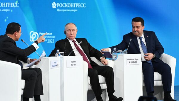 Президент РФ В. Путин выступил на пленарном заседании форума РЭН-2023 - اسپوتنیک افغانستان  