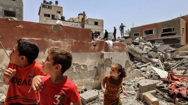 Дети во время авиаударов Израиля по Газе  - اسپوتنیک افغانستان  