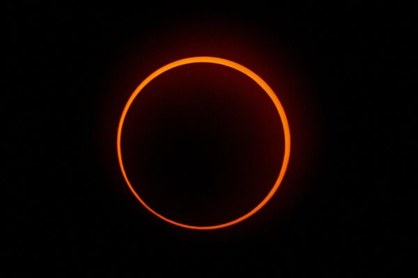 اثر &quot;حلقه آتش&quot; ناشی از خورشید گرفتگی حلقوی در پاناما. 14 اکتبر 2023 (عکس از لوئیس آکوستا) - اسپوتنیک افغانستان  