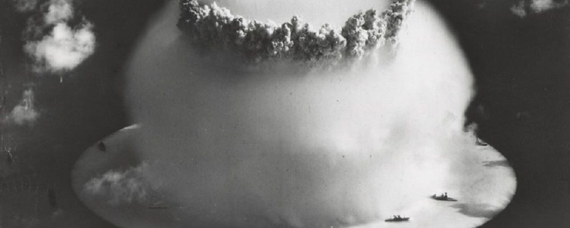 A 21 kiloton underwater nuclear weapons effects test, known as Operation CROSSROADS (Event Baker), conducted at Bikini Atoll (1946) - اسپوتنیک افغانستان  , 1920, 20.10.2023