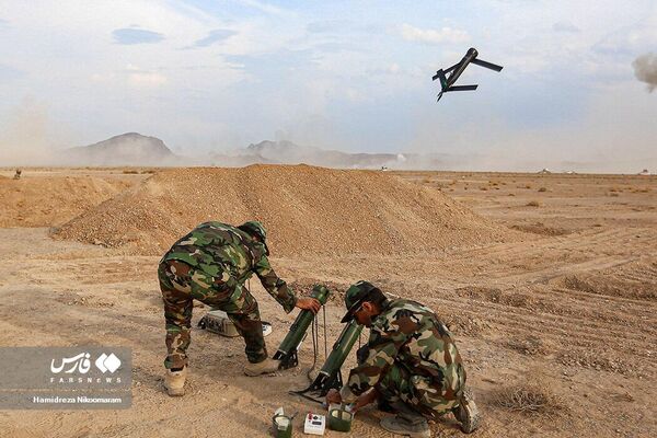 رزمایش اقتدار 1402 نیروی زمینی ارتش ایران - اسپوتنیک افغانستان  
