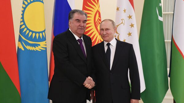 Президент РФ Владимир Путин и президент Таджикистана Эмомали Рахмон - اسپوتنیک افغانستان  